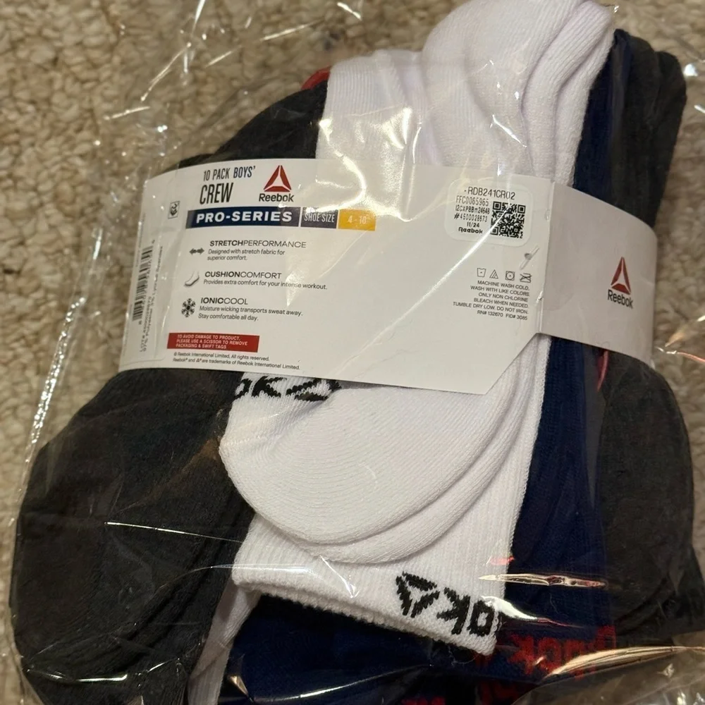 Reebok Pro Series Boys' Crew Socks 10-Pack - White, Black, and Blue